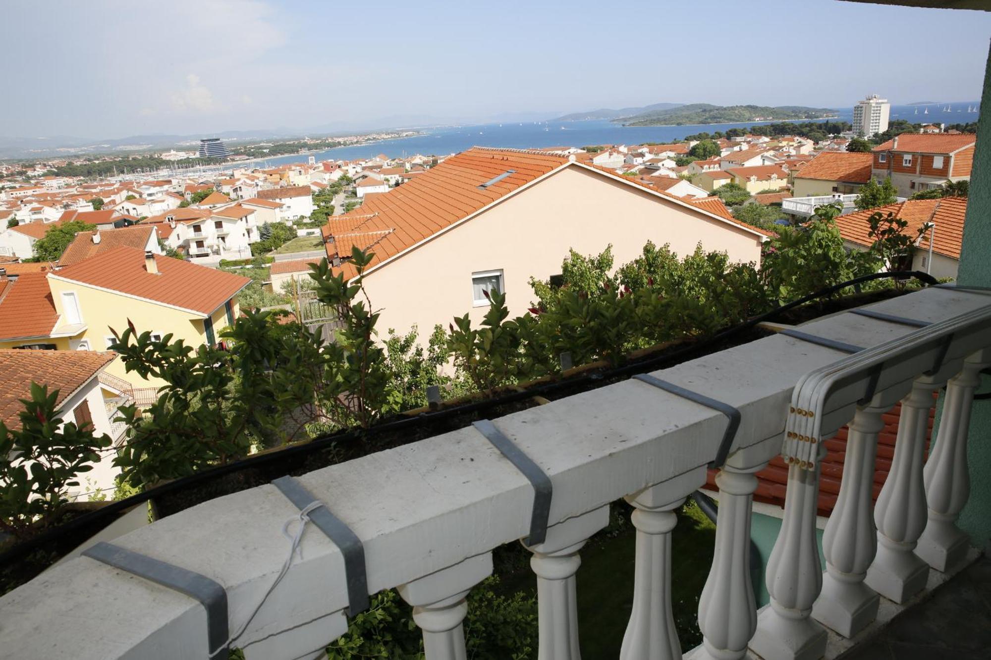 Apartments Katarine Zrinske Vodice Esterno foto