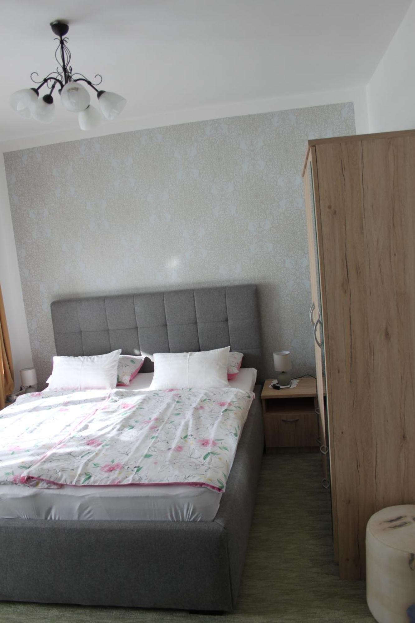 Apartments Katarine Zrinske Vodice Esterno foto