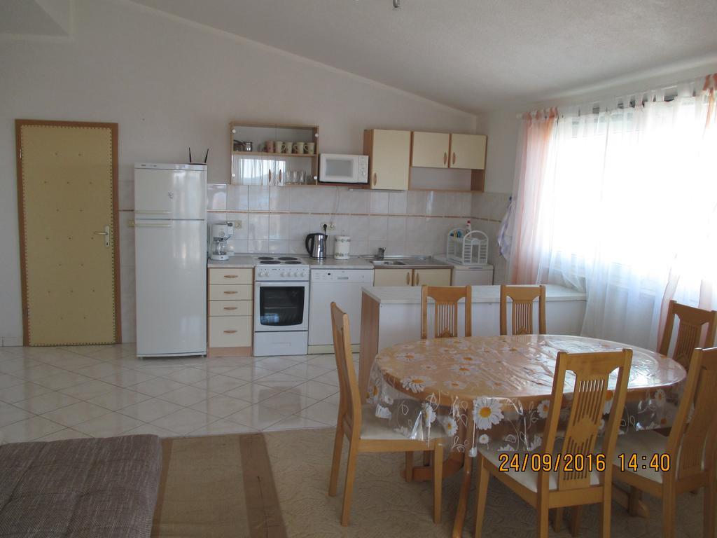 Apartments Katarine Zrinske Vodice Esterno foto
